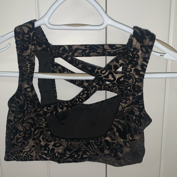 Dance Costume - Picture 2 of 3